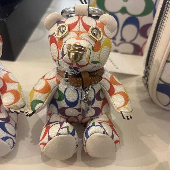 NWT Rainbow canvas authentic coach bear bag charm/ keychain - Picture 7 of 7